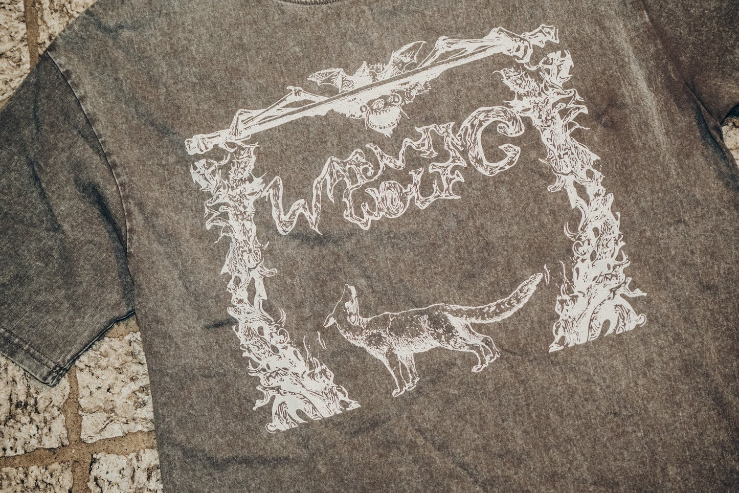 Warning Wolf T